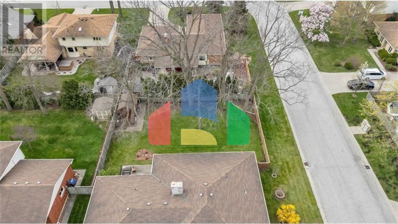 Residential - Single Family Home - Sarnia, Canada - Canada