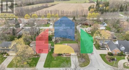 Residential - Single Family Home - Sarnia, Canada - Canada