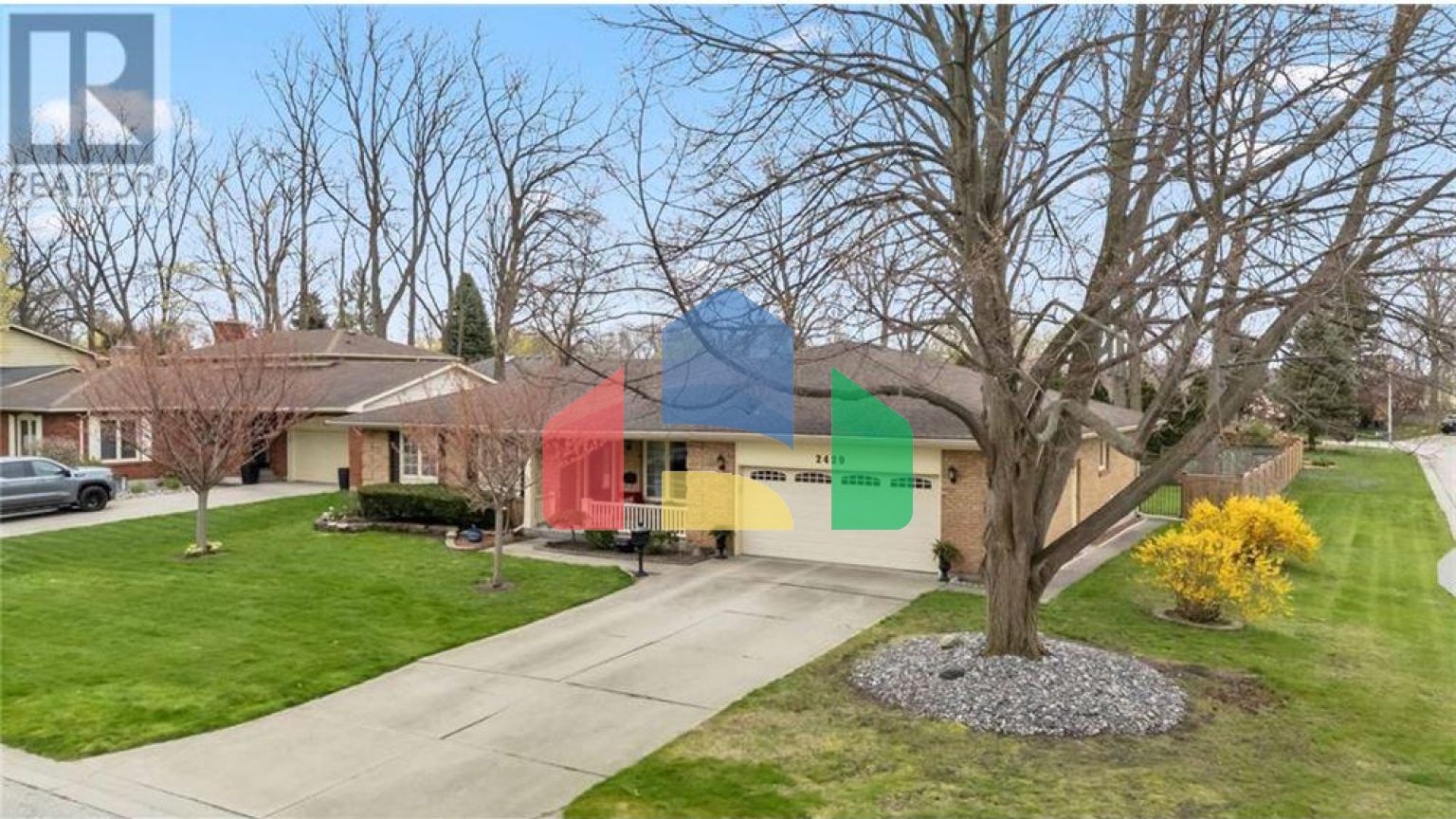 Residential - Single Family Home - Sarnia, Canada - Canada