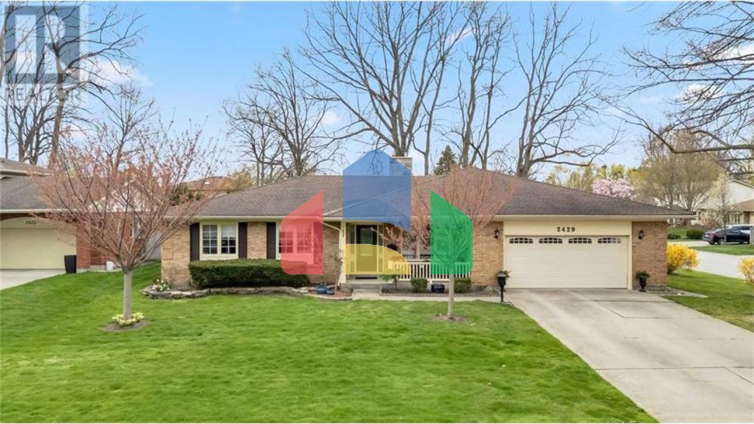 Residential - Single Family Home - Sarnia, Canada - Canada