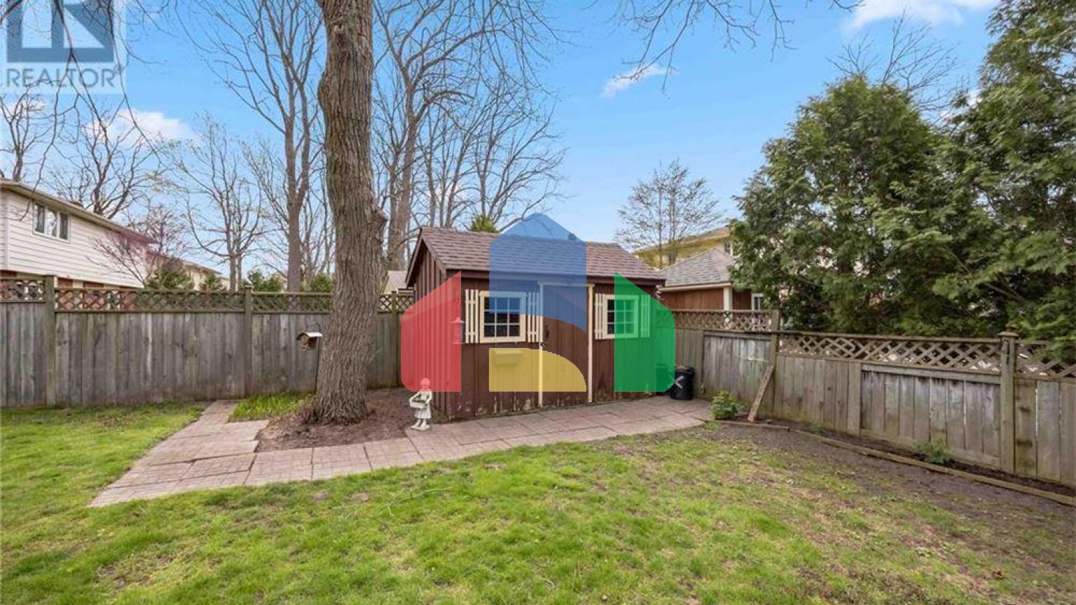 Residential - Single Family Home - Sarnia, Canada - Canada