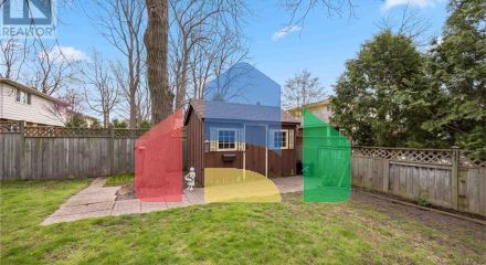 Residential - Single Family Home - Sarnia, Canada - Canada