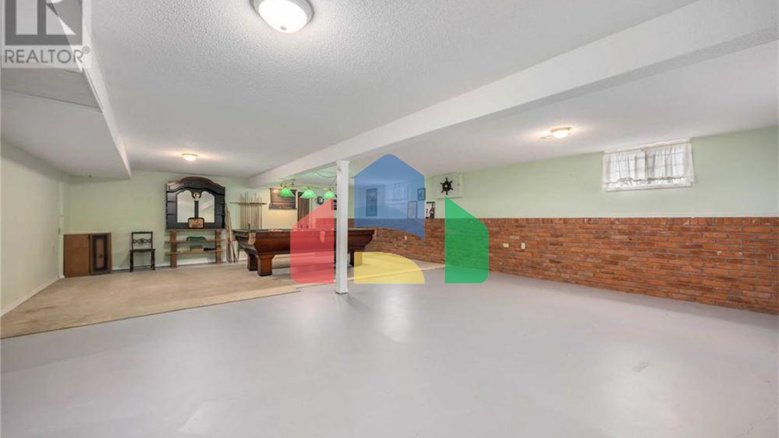 Residential - Single Family Home - Sarnia, Canada - Canada