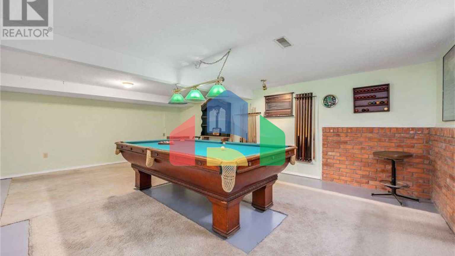 Residential - Single Family Home - Sarnia, Canada - Canada