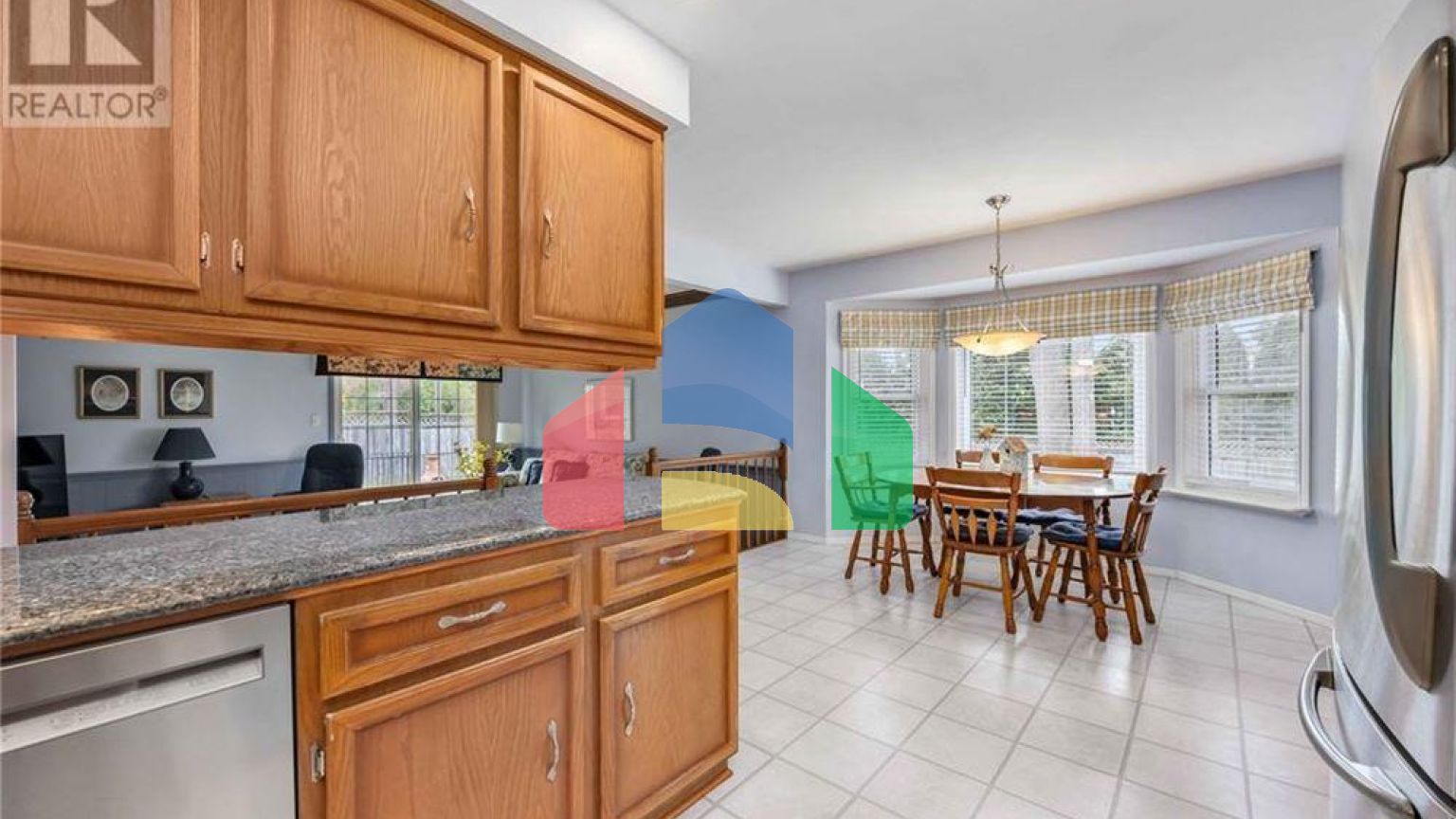 Residential - Single Family Home - Sarnia, Canada - Canada