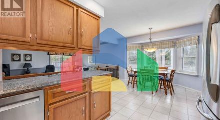 Residential - Single Family Home - Sarnia, Canada - Canada