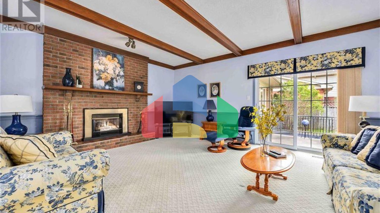 Residential - Single Family Home - Sarnia, Canada - Canada