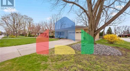 Residential - Single Family Home - Sarnia, Canada - Canada