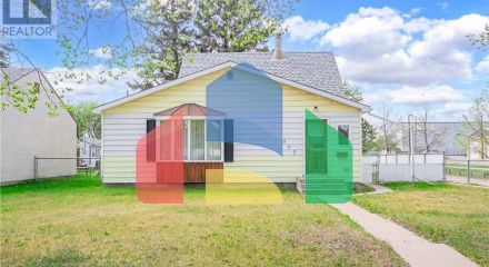 Residential - Single Family Home - Saskatoon, Canada - Canada