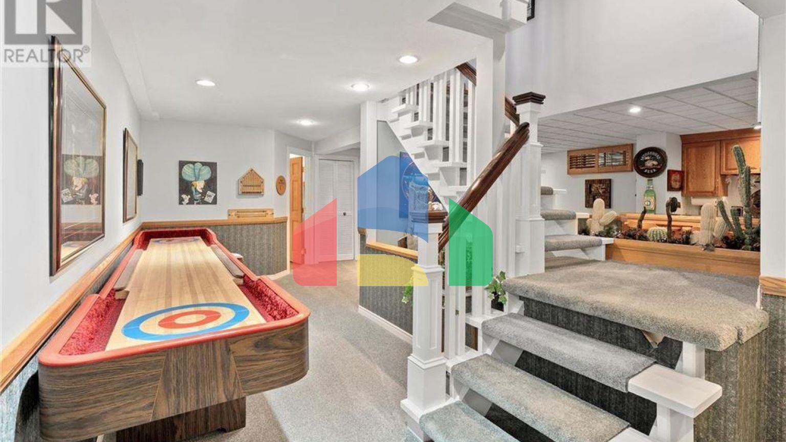 Residential - Single Family Home - Saskatoon, Canada - Canada