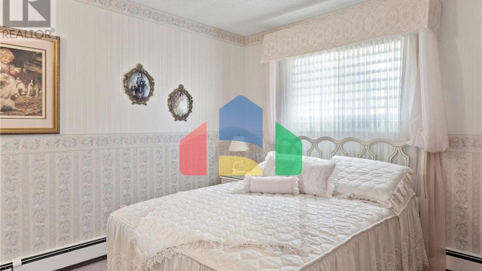 Residential - Single Family Home - Saskatoon, Canada - Canada