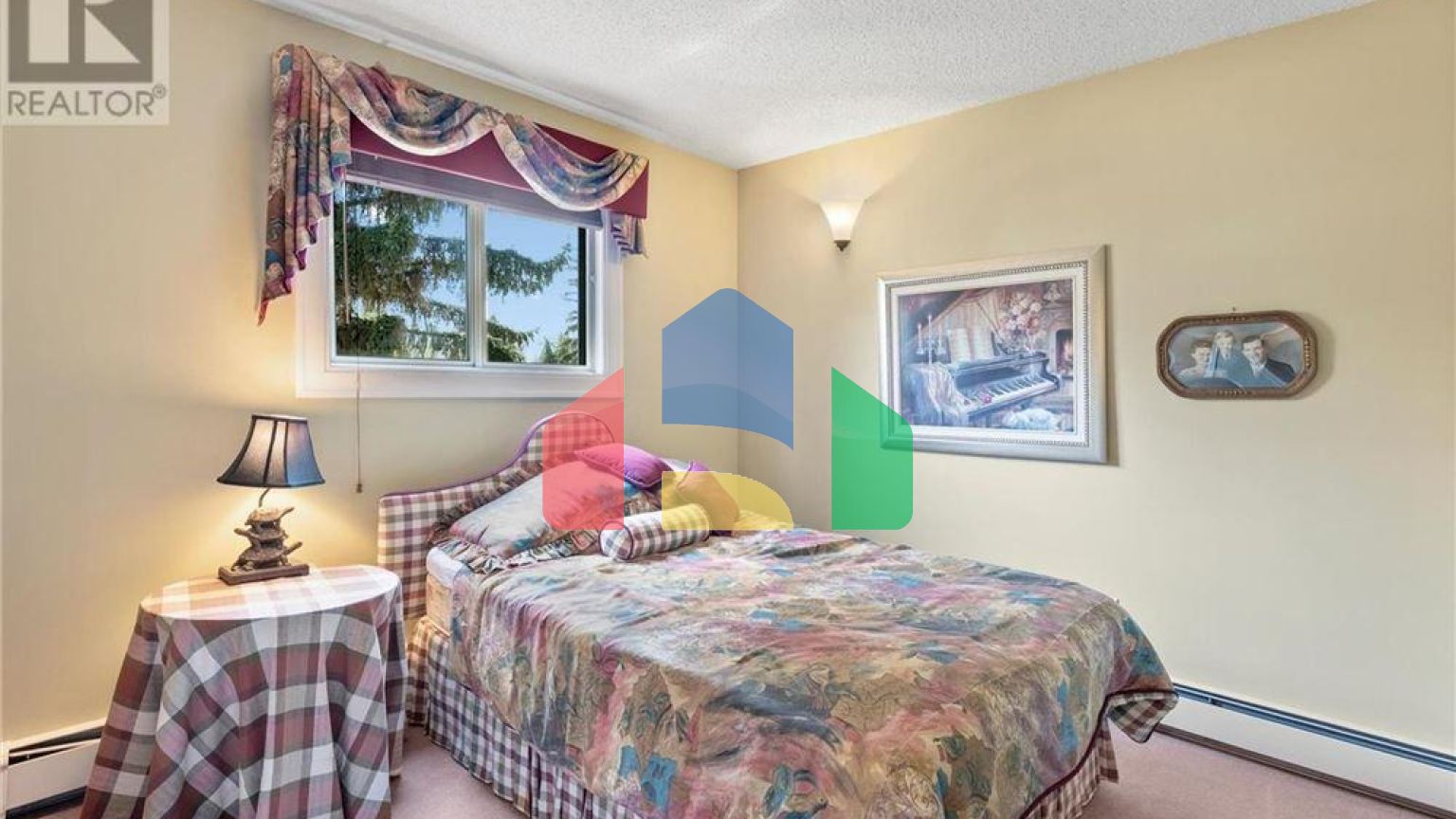 Residential - Single Family Home - Saskatoon, Canada - Canada