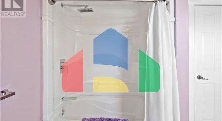 Residential - Single Family Home - Saskatoon, Canada - Canada