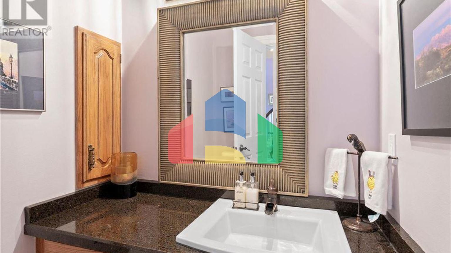 Residential - Single Family Home - Saskatoon, Canada - Canada