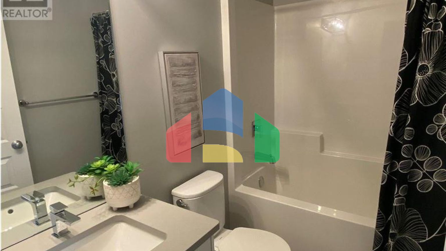 Residential - Single Family Home - Saskatoon, Canada - Canada