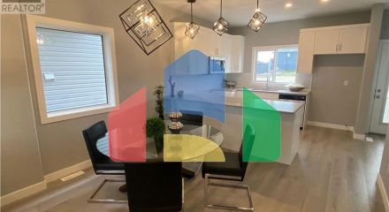 Residential - Single Family Home - Saskatoon, Canada - Canada