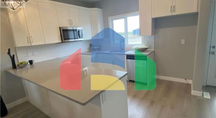 Residential - Single Family Home - Saskatoon, Canada - Canada
