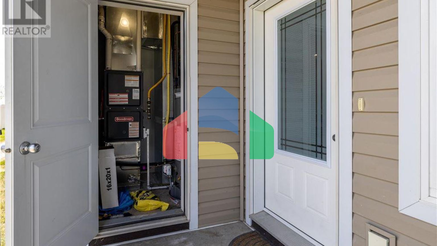 Residential - Condo/Apartment - Saskatoon, Canada - Canada