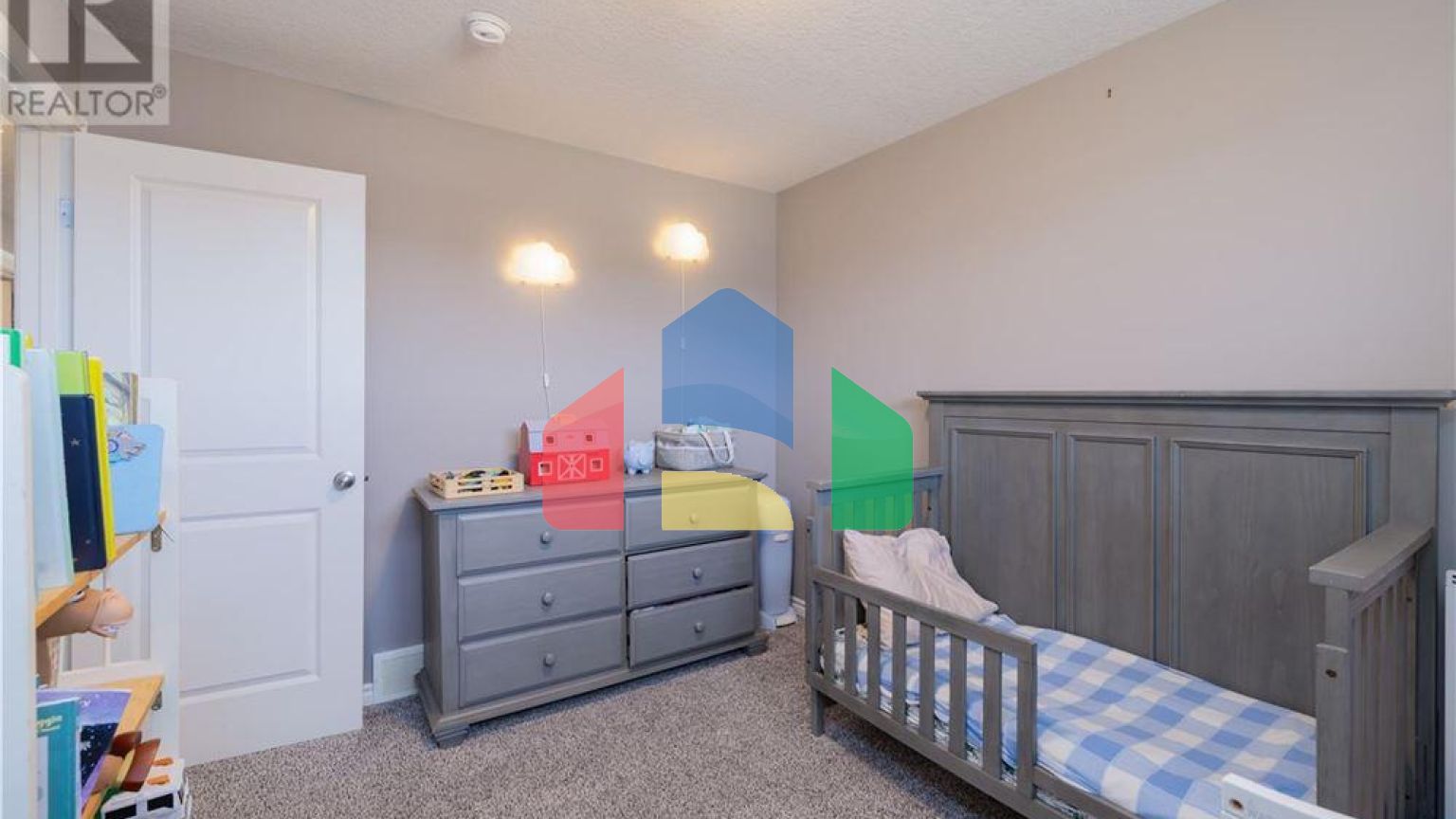 Residential - Condo/Apartment - Saskatoon, Canada - Canada