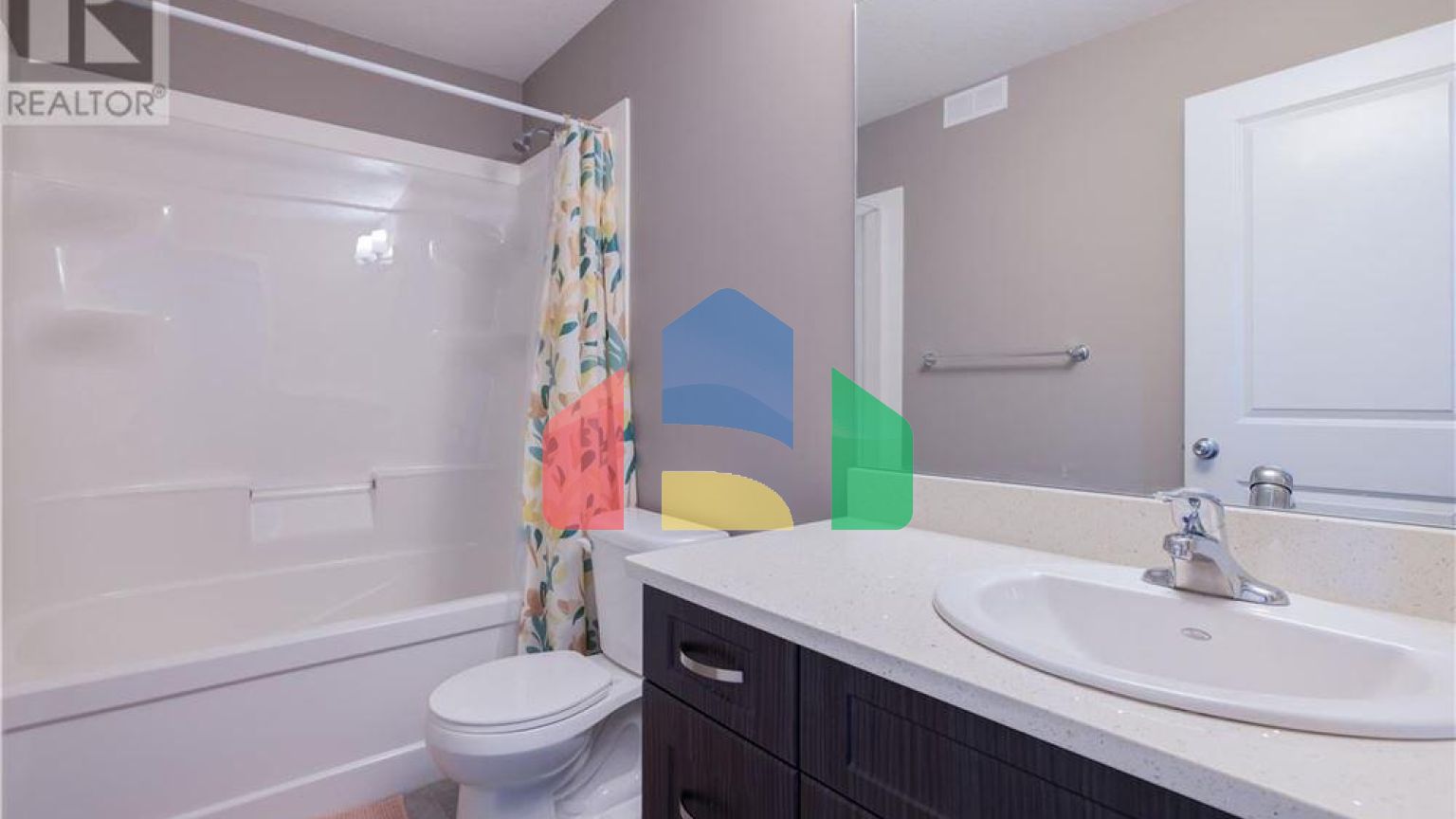 Residential - Condo/Apartment - Saskatoon, Canada - Canada