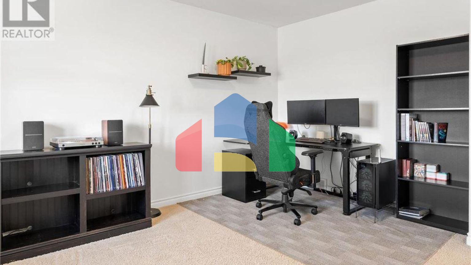 Residential - Single Family Home - Saskatoon, Canada - Canada