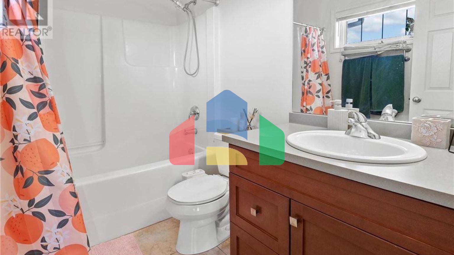 Residential - Single Family Home - Saskatoon, Canada - Canada