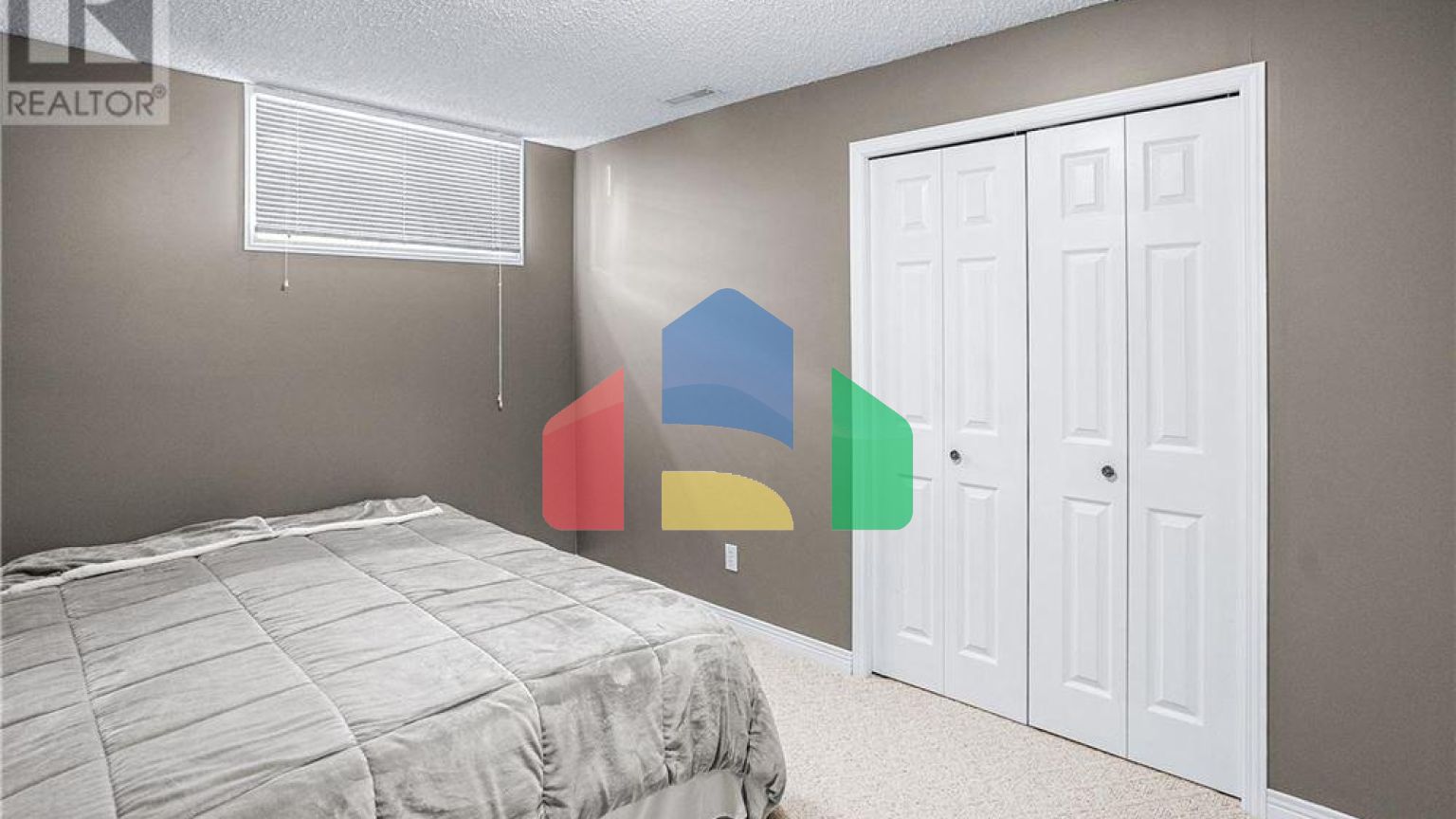 Residential - Townhouse - Saskatoon, Canada - Canada