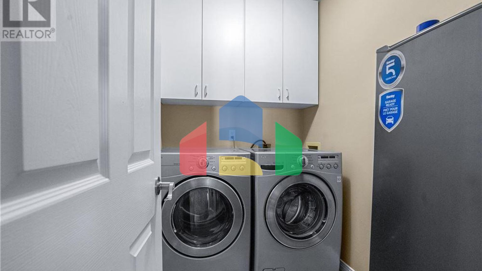 Residential - Townhouse - Saskatoon, Canada - Canada