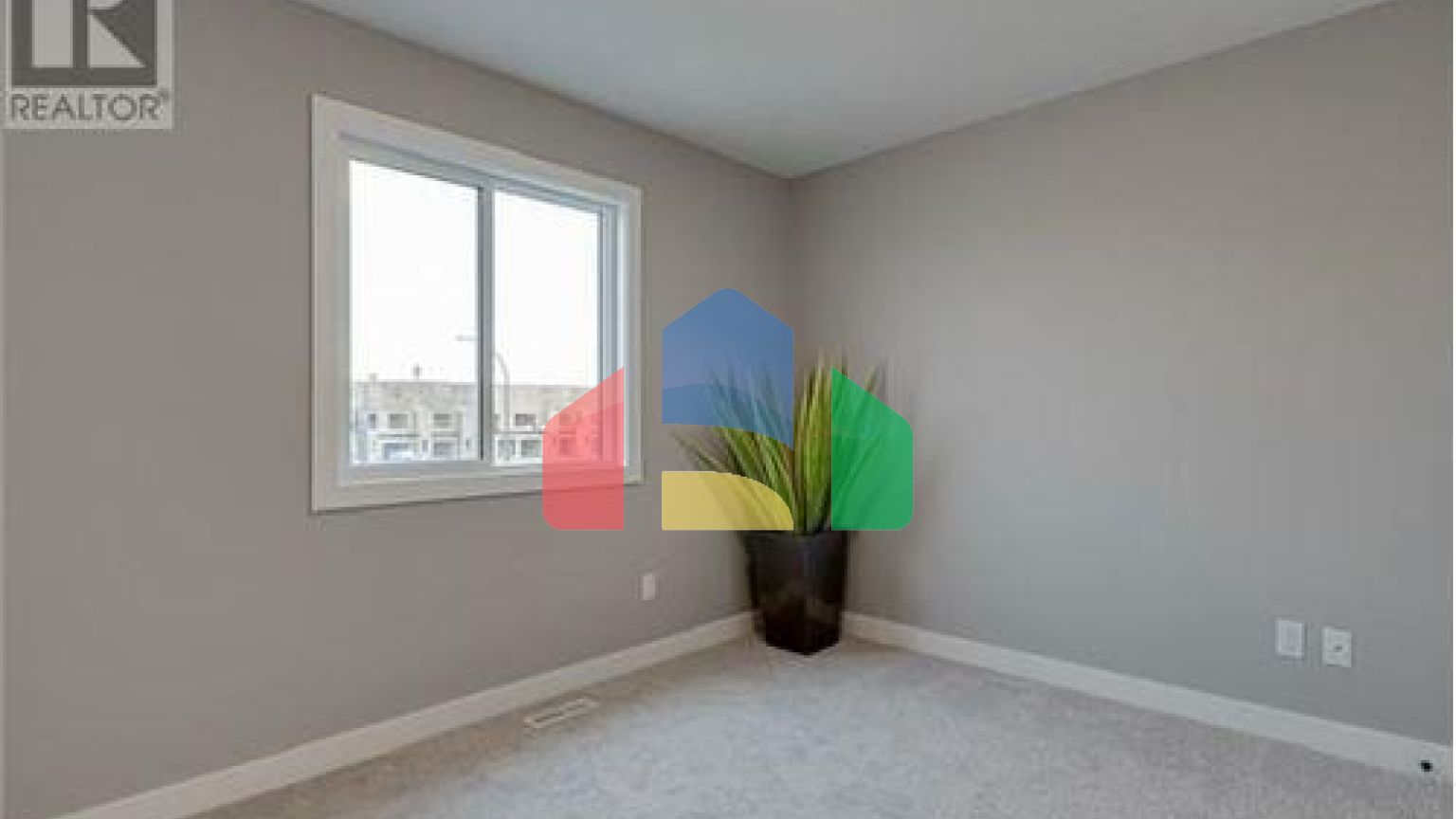 Residential - Single Family Home - Saskatoon, Canada - Canada