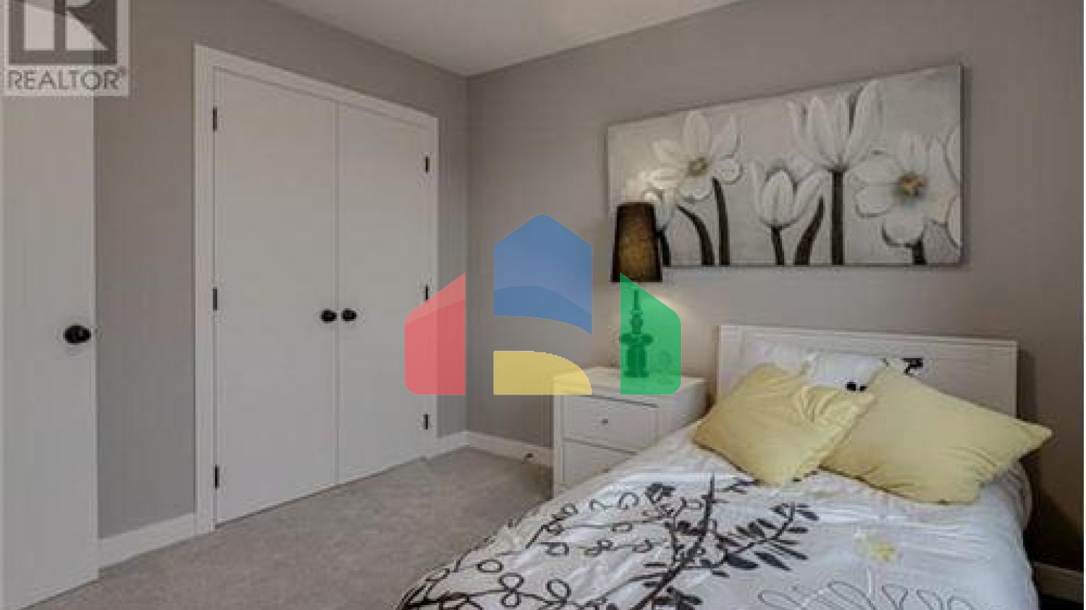 Residential - Single Family Home - Saskatoon, Canada - Canada