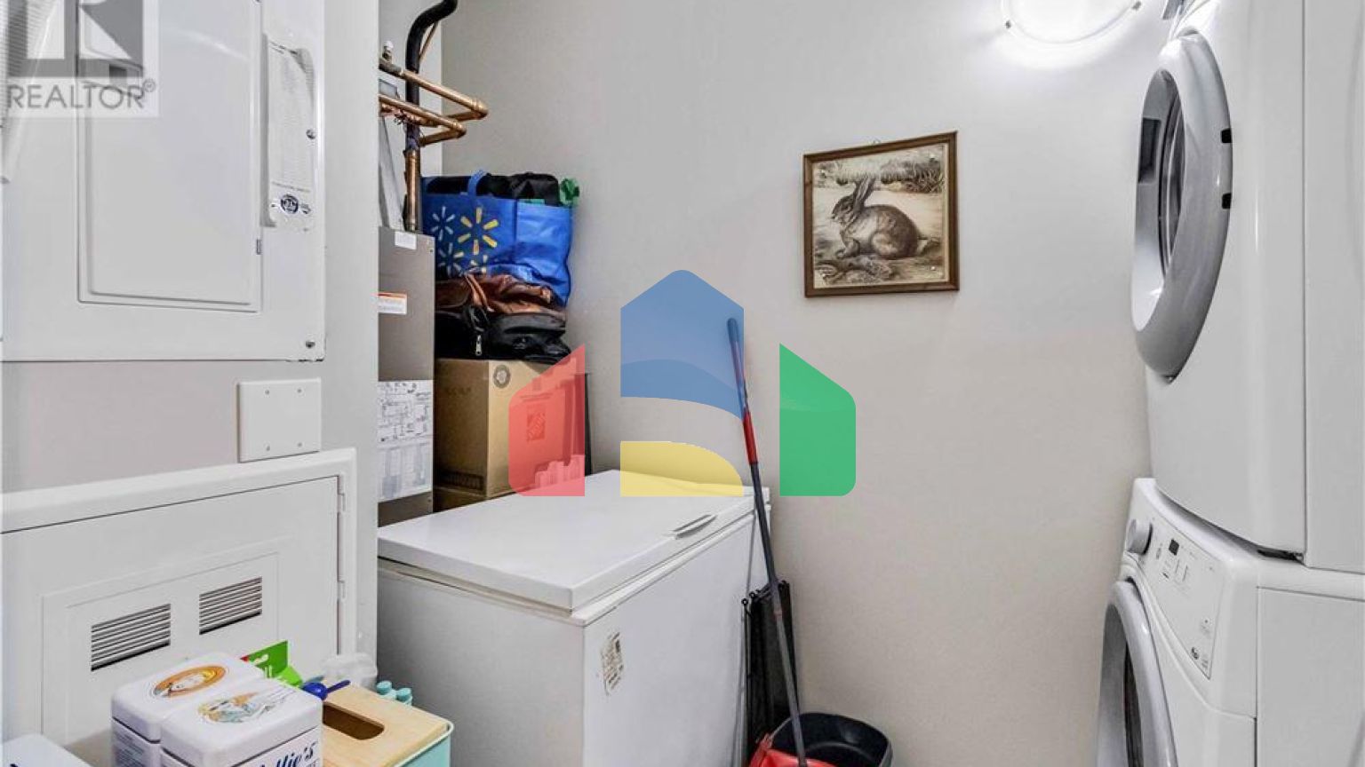 Residential - Condo/Apartment - Saskatoon, Canada - Canada