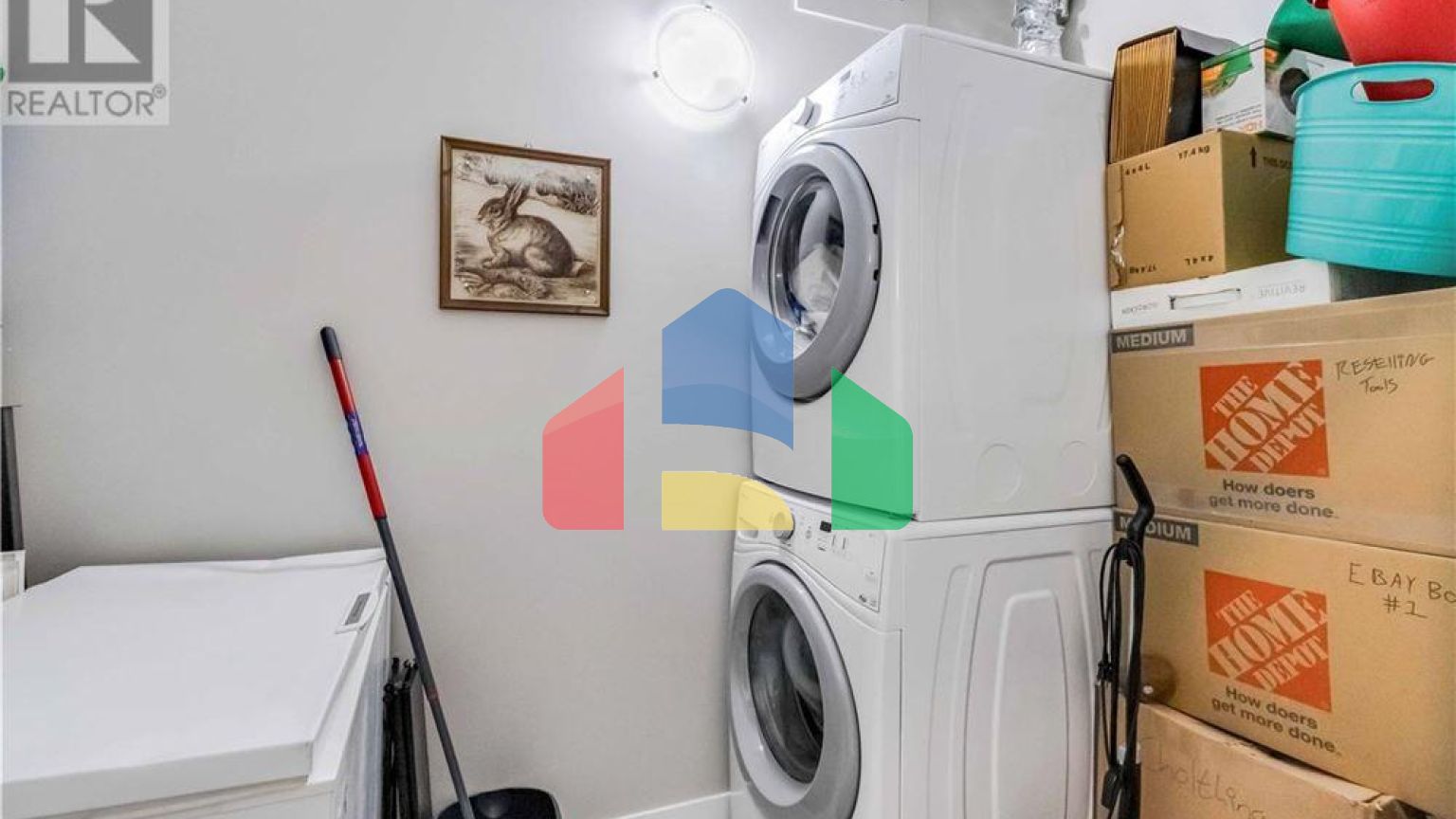 Residential - Condo/Apartment - Saskatoon, Canada - Canada