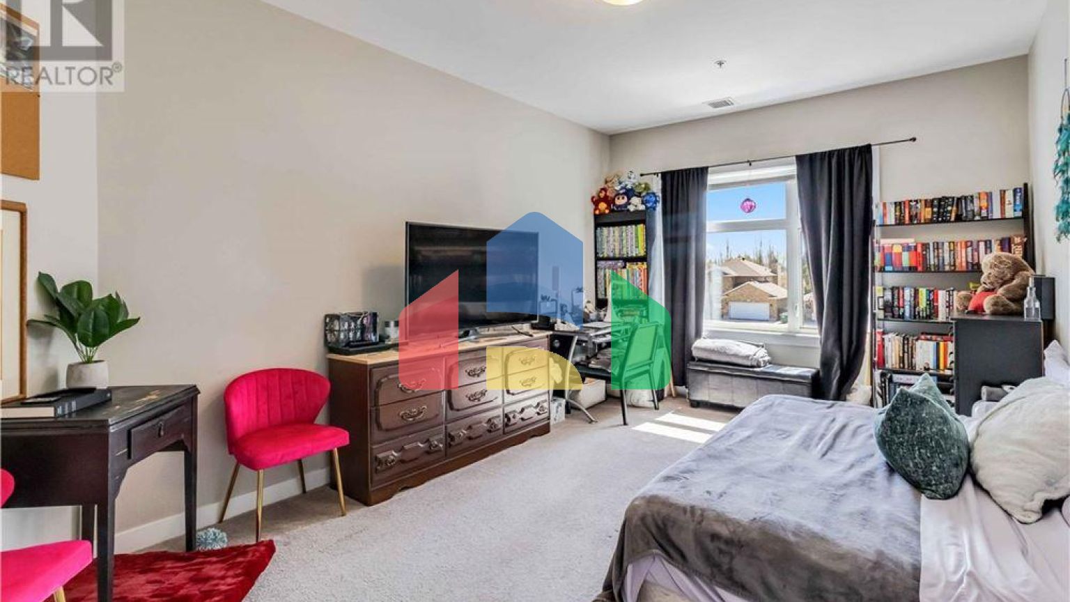 Residential - Condo/Apartment - Saskatoon, Canada - Canada