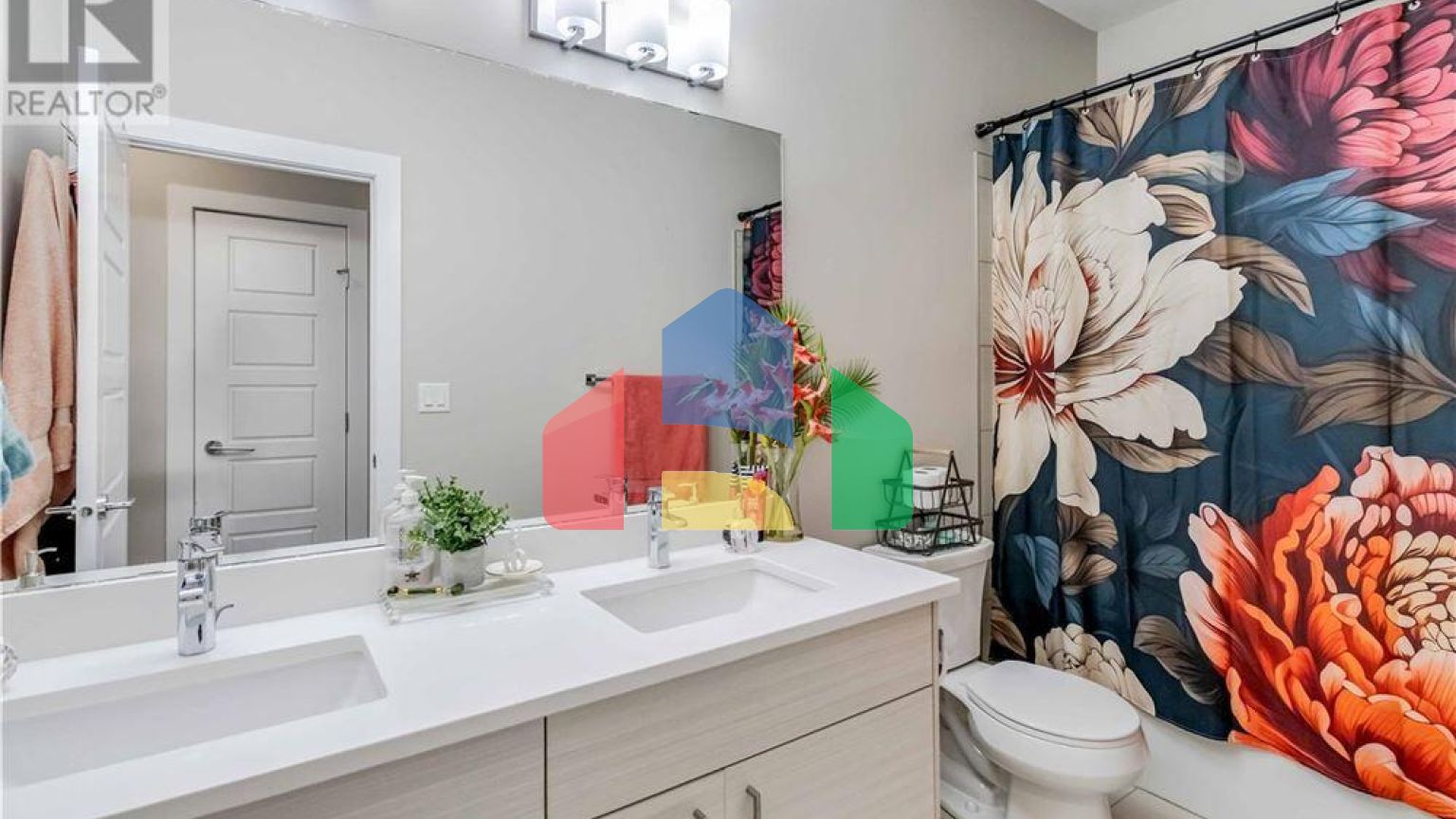 Residential - Condo/Apartment - Saskatoon, Canada - Canada