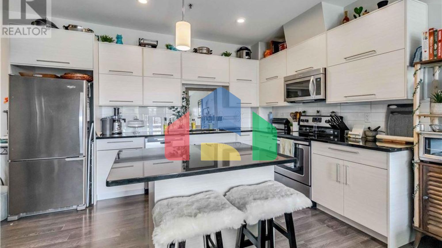 Residential - Condo/Apartment - Saskatoon, Canada - Canada