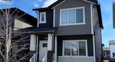 Residential - Single Family Home - Saskatoon, Canada - Canada