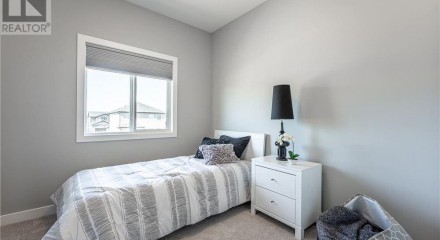 Residential - Single Family Home - Saskatoon, Canada - Canada