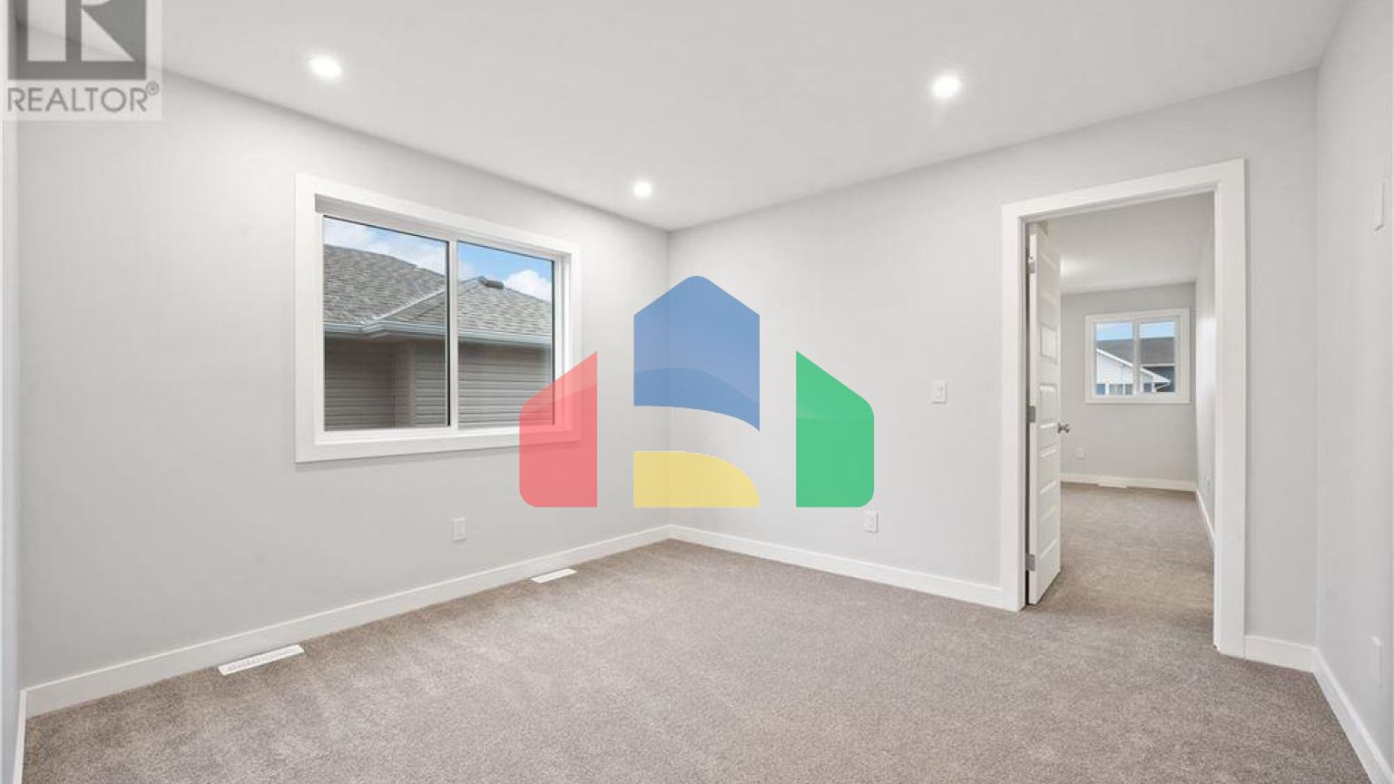 Residential - Single Family Home - Saskatoon, Canada - Canada