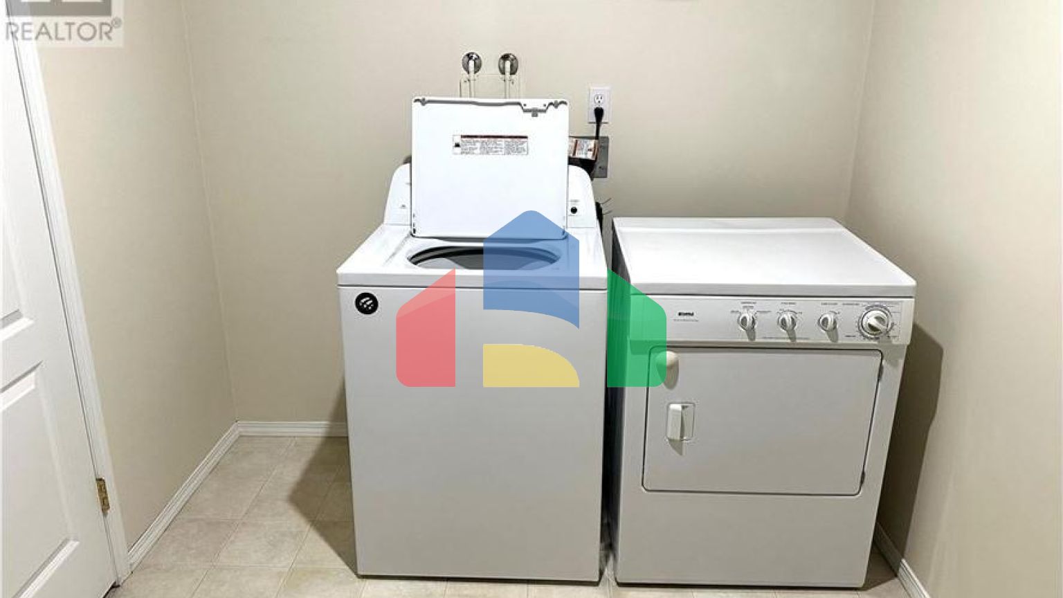 Residential - Condo/Apartment - Saskatoon, Canada - Canada