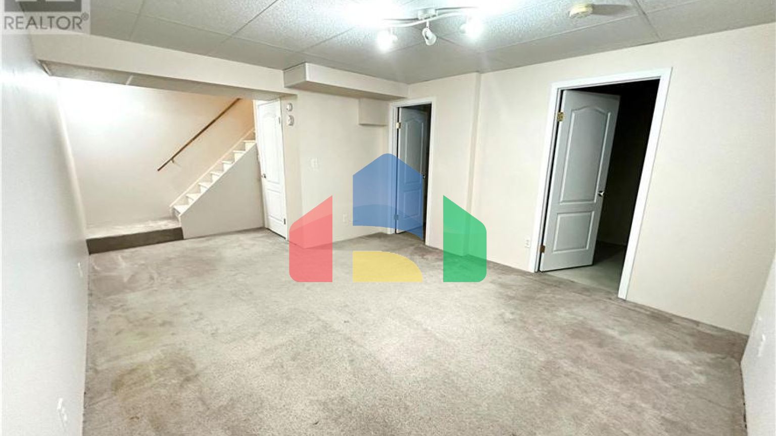 Residential - Condo/Apartment - Saskatoon, Canada - Canada