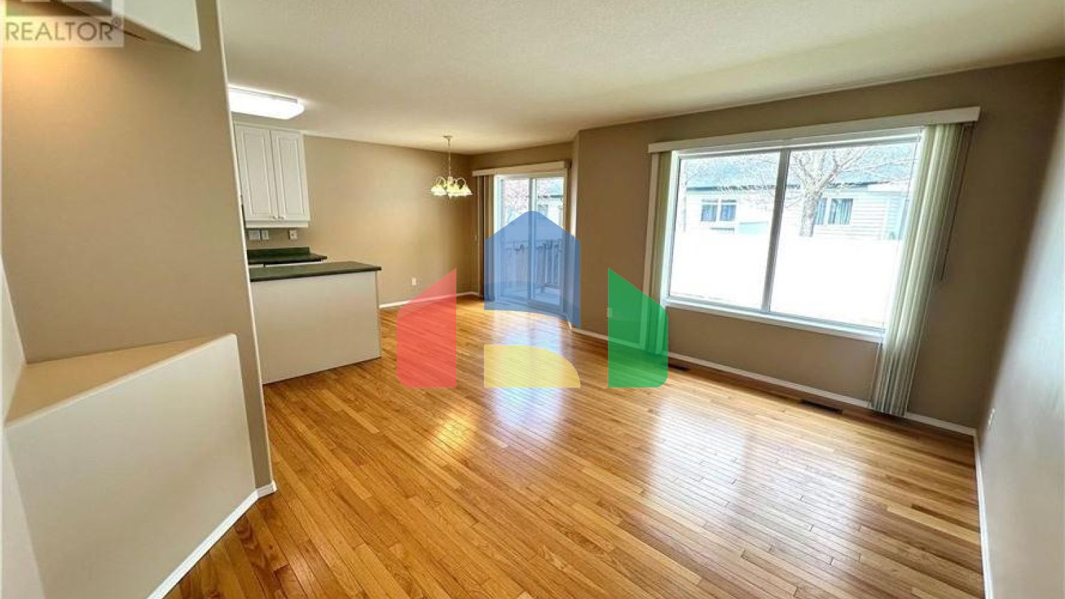 Residential - Condo/Apartment - Saskatoon, Canada - Canada