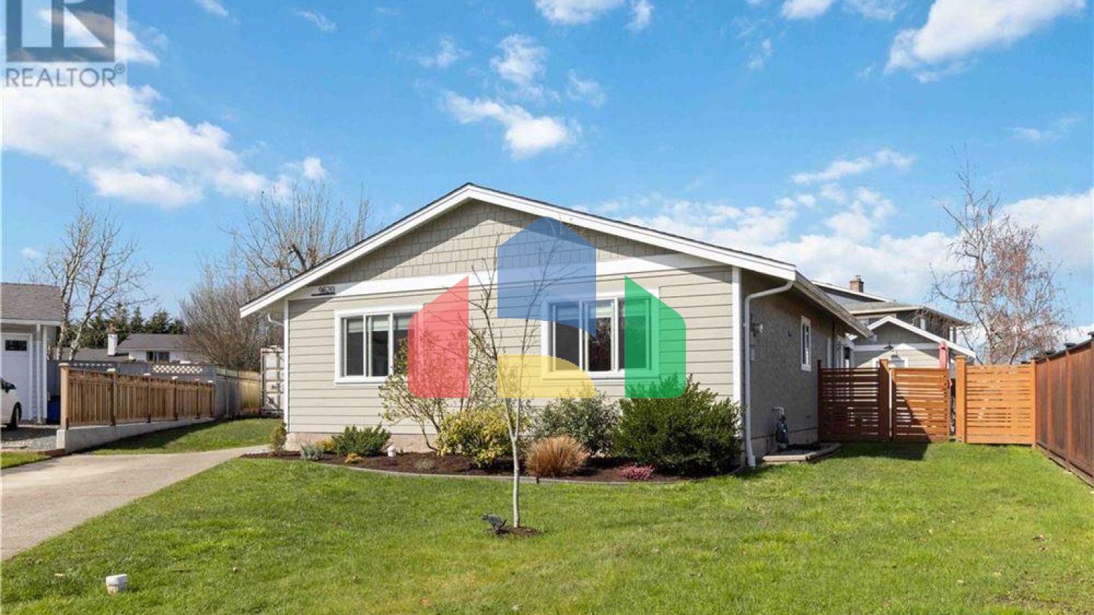 Residential - Single Family Home - Sidney, Canada - Canada