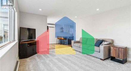 Residential - Single Family Home - Sidney, Canada - Canada