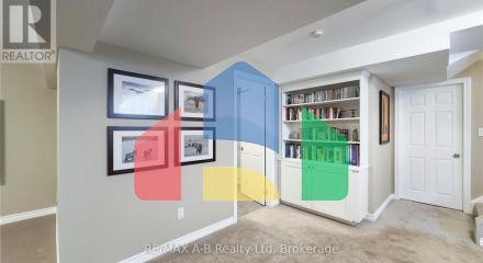 Residential - Single Family Home - Stratford, Canada - Canada