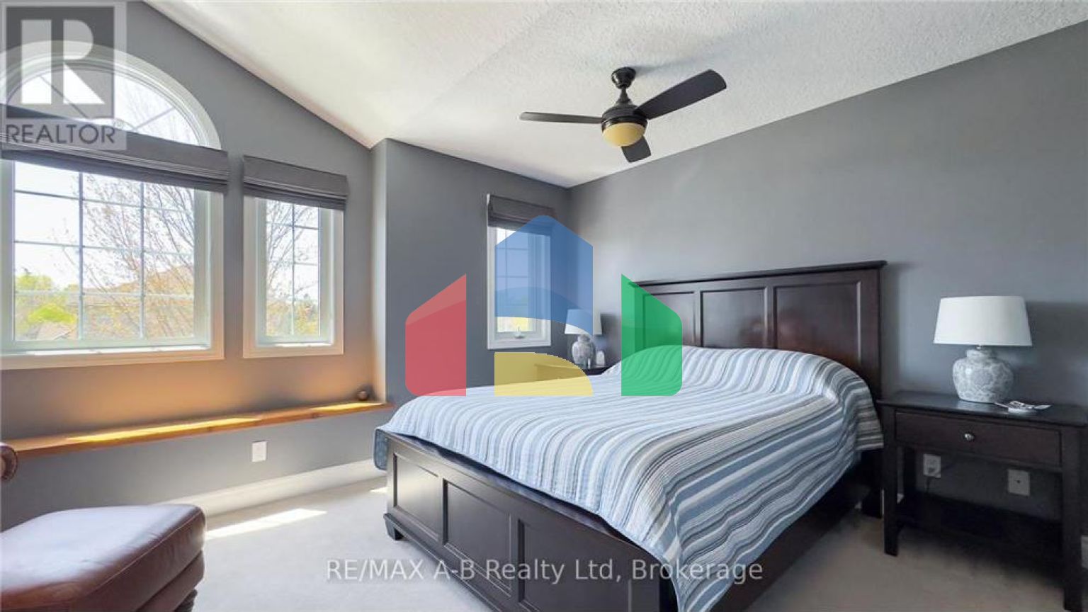 Residential - Single Family Home - Stratford, Canada - Canada