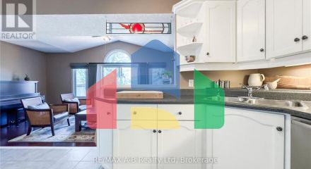 Residential - Single Family Home - Stratford, Canada - Canada
