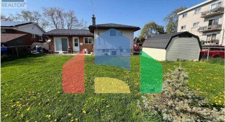 Residential - Single Family Home - Stratford, Canada - Canada