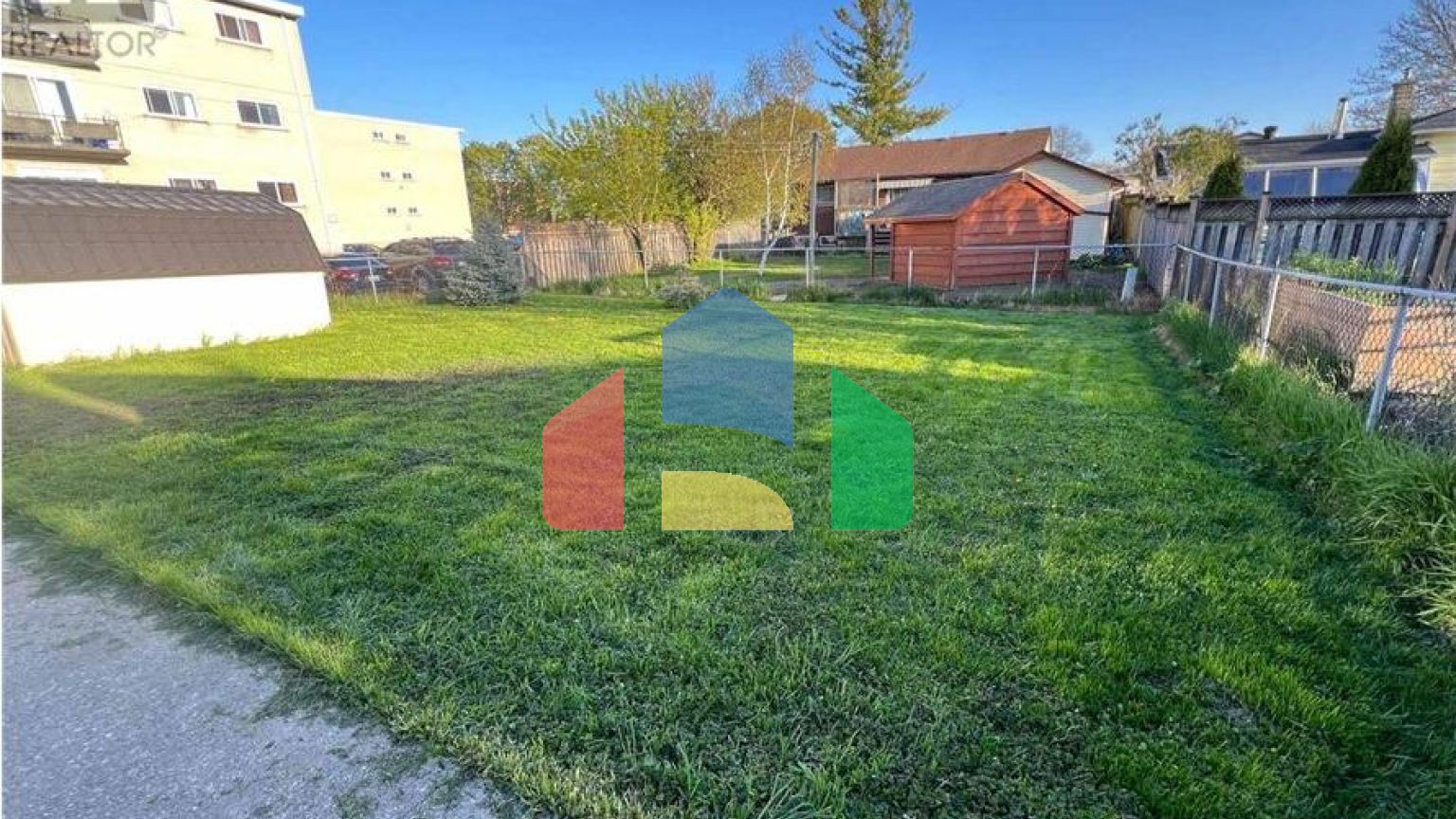 Residential - Single Family Home - Stratford, Canada - Canada