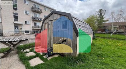 Residential - Single Family Home - Stratford, Canada - Canada