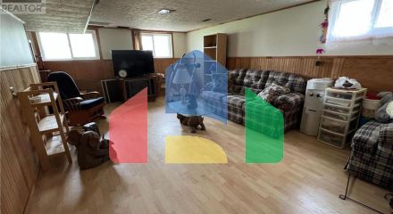 Residential - Single Family Home - Stratford, Canada - Canada